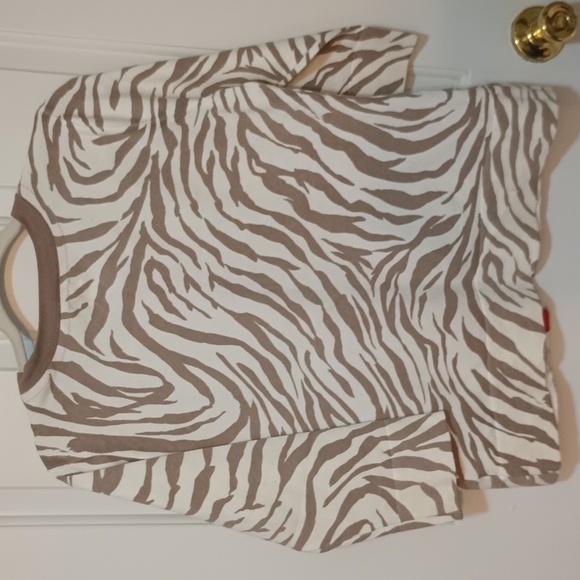 JM Collection animal print cardigan - Picture 5 of 7
